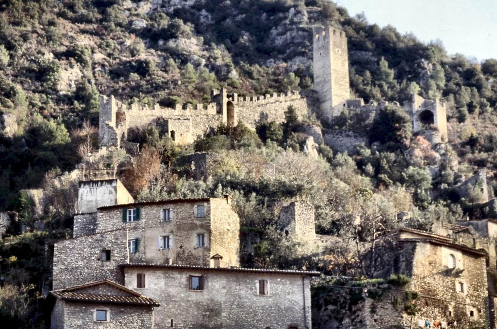 Casale Le Due Querce Guest House Ferentillo Luaran gambar